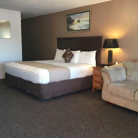 Rest Assured Inns & Suites Монпелие Екстериор снимка