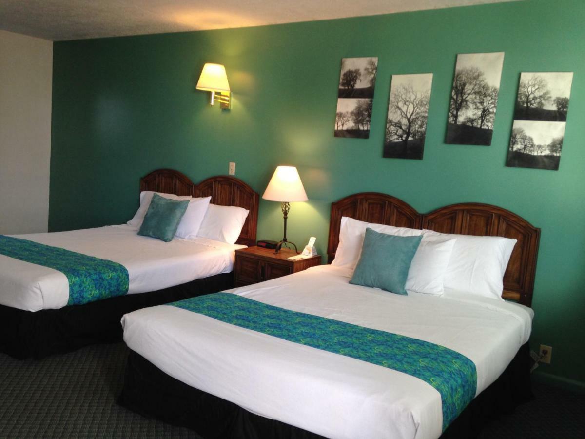 Rest Assured Inns & Suites Монпелие Екстериор снимка